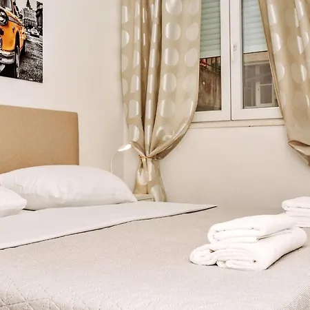 Centrooms Kovac Vendégház 4*