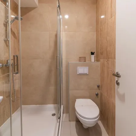 Centrooms Kovac Penzion 4*