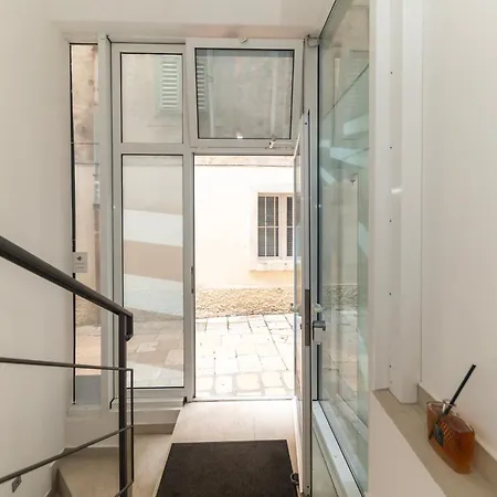 Centrooms Kovac Pensjonat 4*